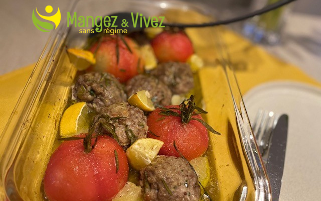 Haché d'agneau aux tomates, olives et citron